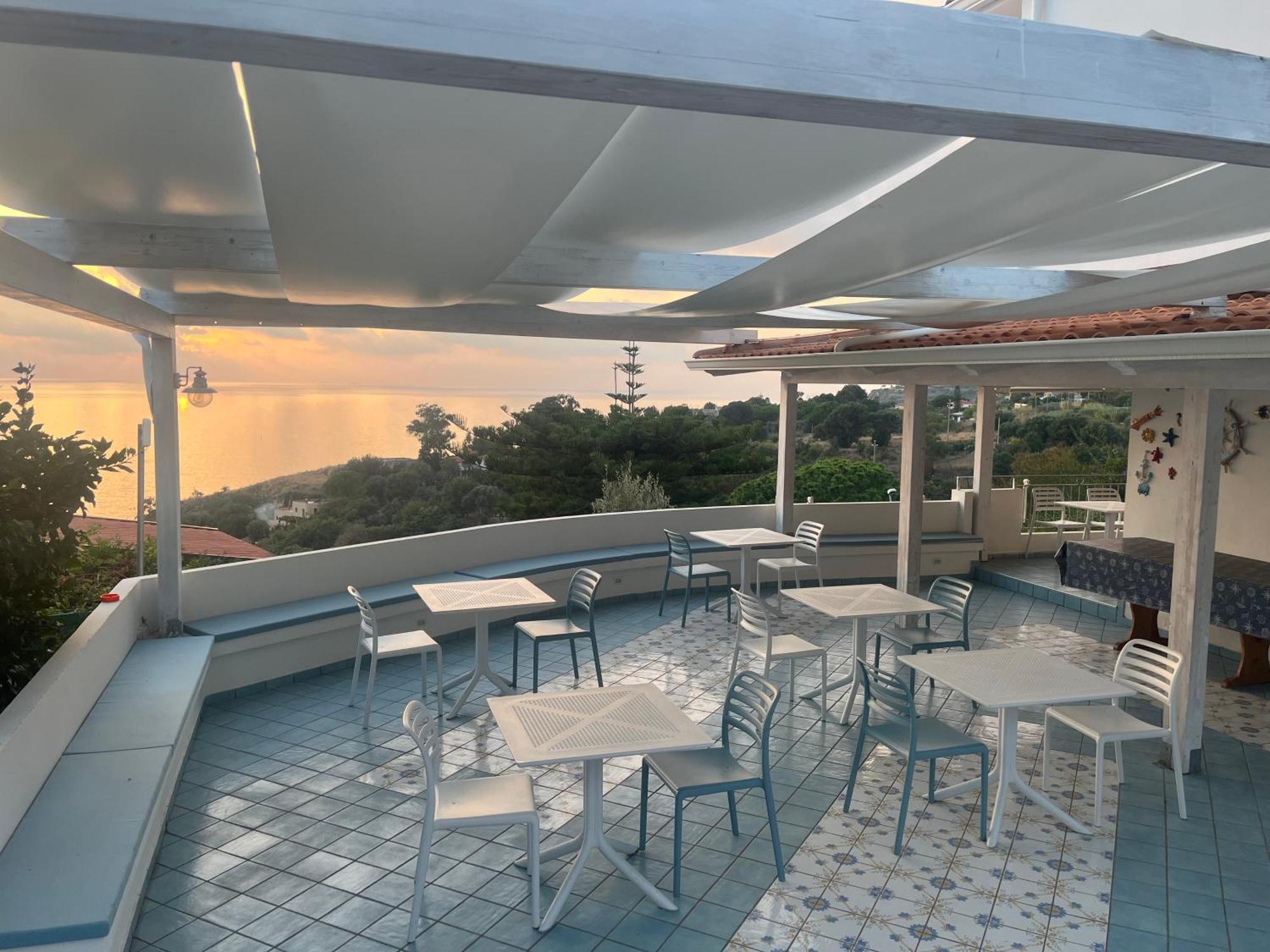 Miriasol Bed And Breakfast Capo Vaticano Exterior photo